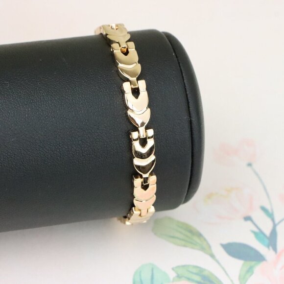 "Elegant Rose Gold Heart-Link Bracelet in Glossy Polished Finish, XPBL1091 - Picture 1 of 12